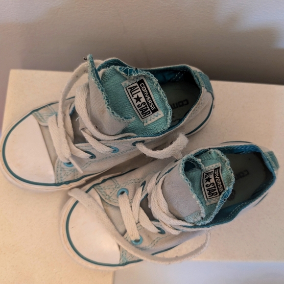 Converse running shoes - Picture 1 of 4